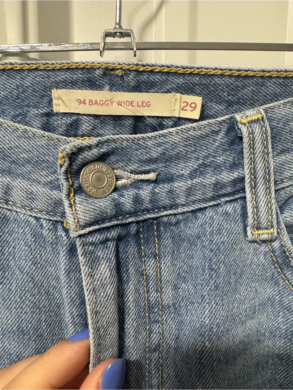 Levi's Women's '94 Spliced Baggy Wide Leg Mid-Rise Jeans Blue light Wash 29 - Picture 4 of 5